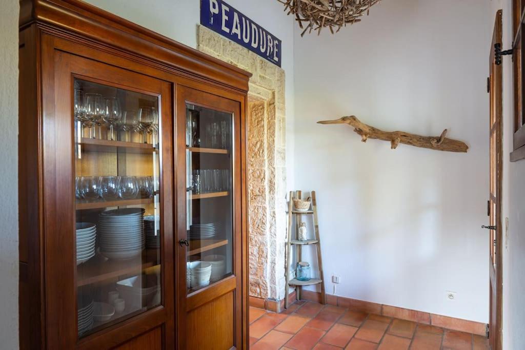Le Mas de Peaudure au coeur de la Camargue Arles Extérieur photo