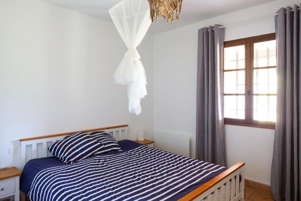 Le Mas de Peaudure au coeur de la Camargue Arles Extérieur photo