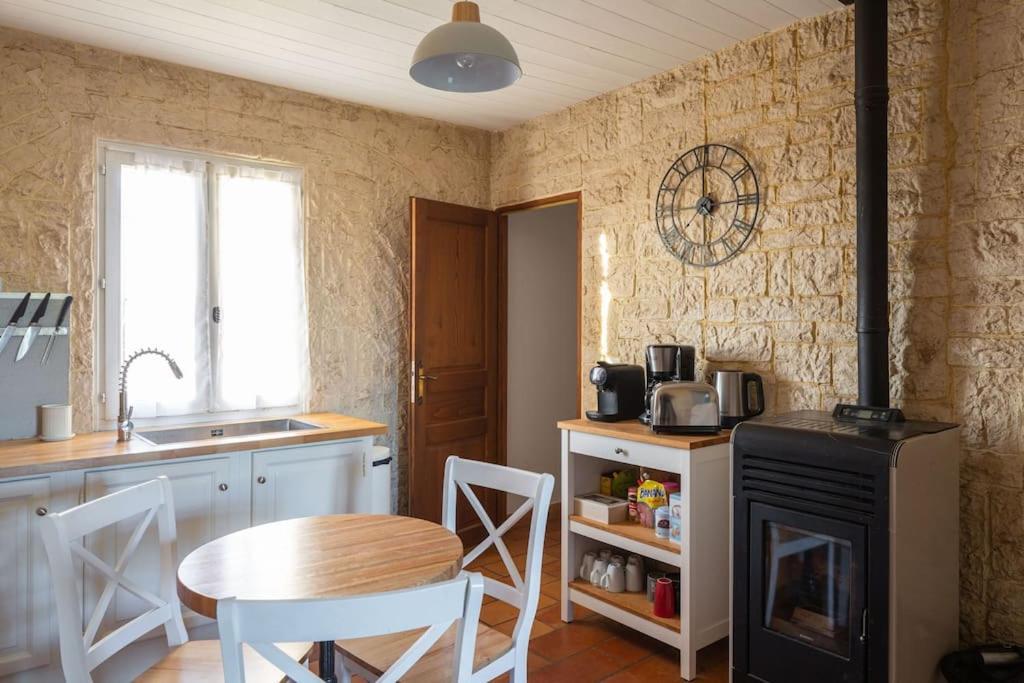 Le Mas de Peaudure au coeur de la Camargue Arles Extérieur photo